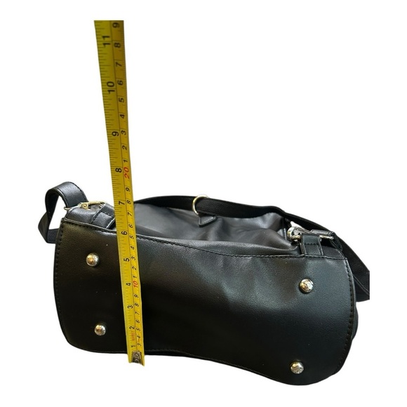 Moda Luxe Convertible Black Leather Backpack - Picture 10 of 10